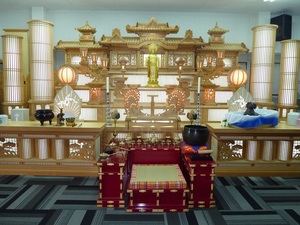 祭壇①